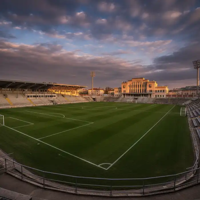 Polonia Warszawa historia: najstarszy klub piłkarski w Warszawie, Czarne Koszule